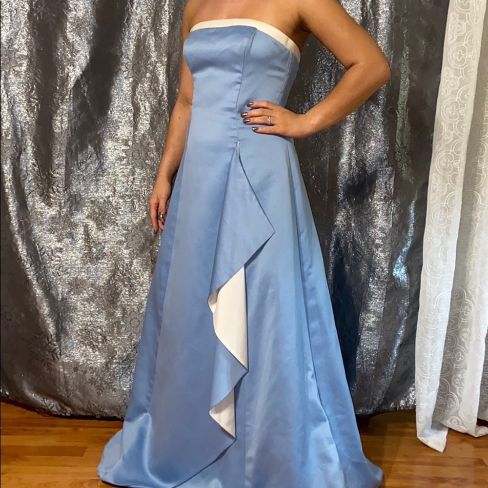 Beautiful blue prom dress